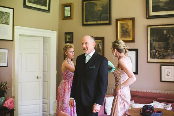 wedding photographer - Ireland-Roundwood house-9